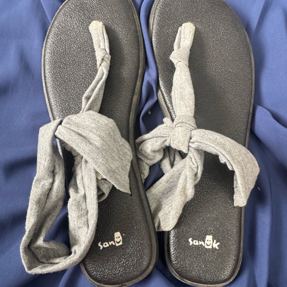 Sanuk Gray Women's Sandals